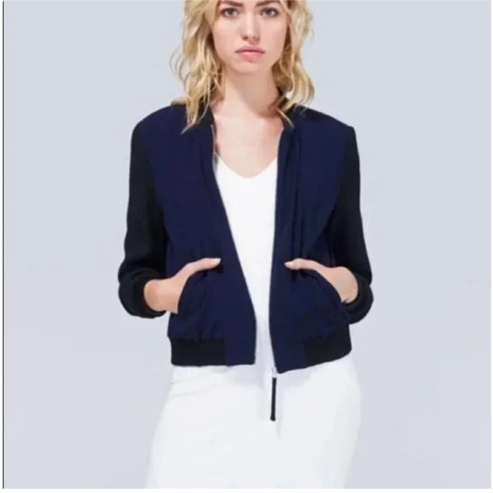 GUC Aritzia Babaton Robinson bomber jacket size small